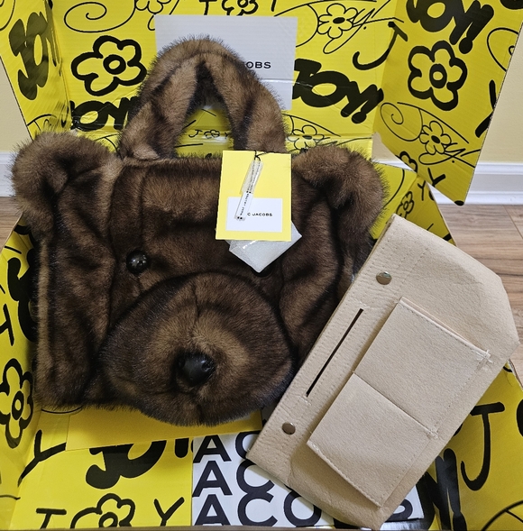 🧸Marc Jacobs The Teddy Bear Tote🧸 - Picture 4 of 17